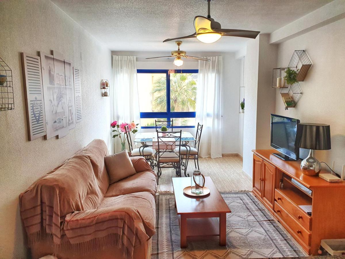 Apartment In Campoamor Overlooking The Swimming Pool Eksteriør billede