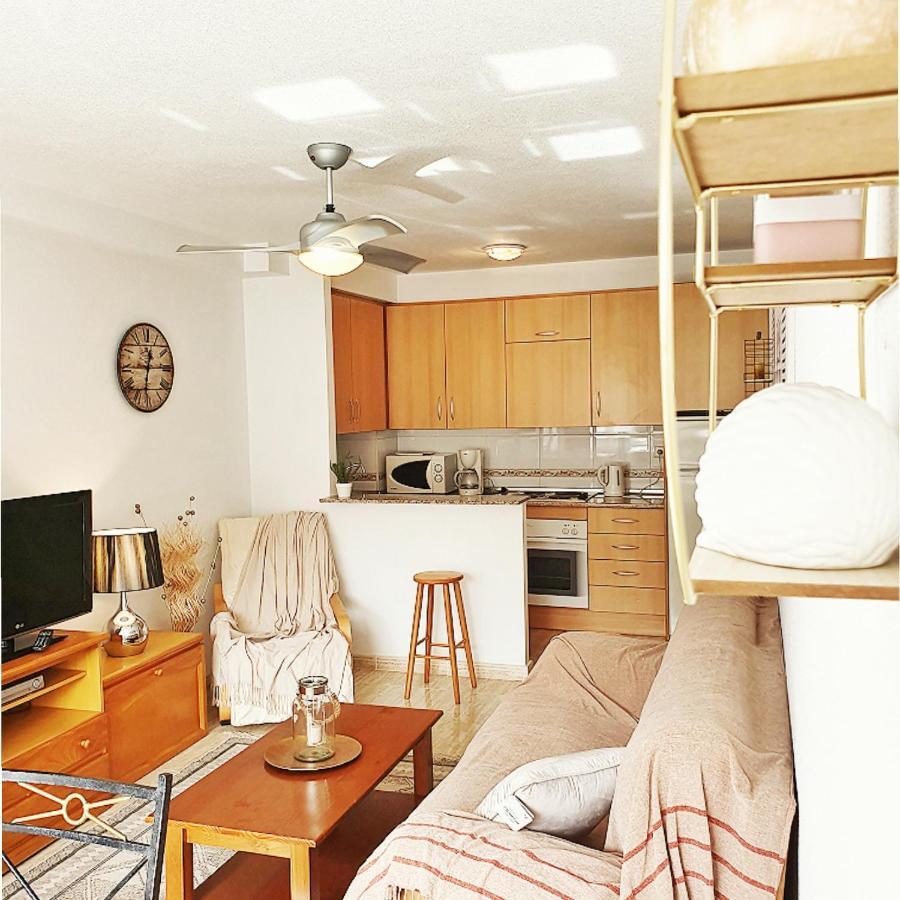 Apartment In Campoamor Overlooking The Swimming Pool Eksteriør billede