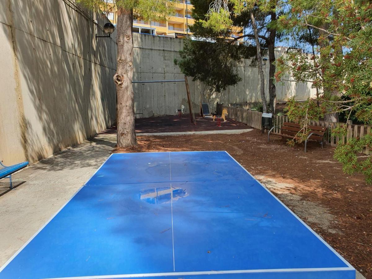 Apartment In Campoamor Overlooking The Swimming Pool Eksteriør billede